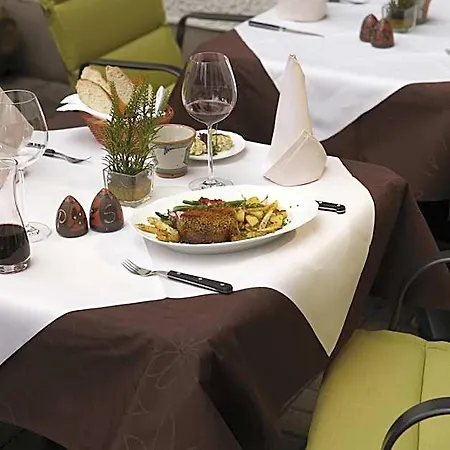 Restaurant Lohmuehle 3* Bayreuth